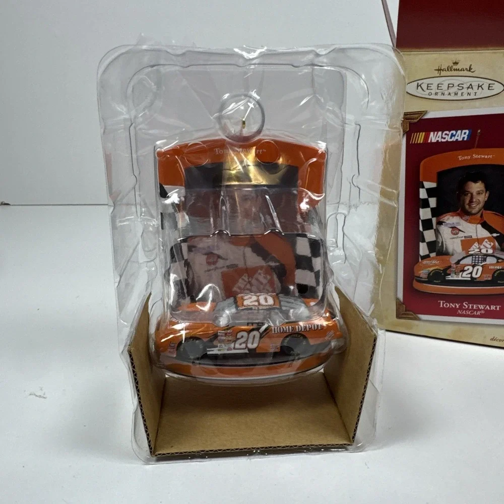 2004 Hallmark Keepsake Tony Stewart #20 Home Depot NASCAR Ornament